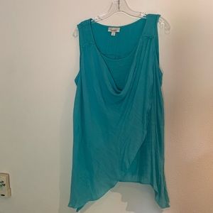 Dress barn flowy shirt, never worn!